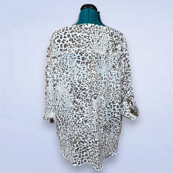 Torrid Harper Georgette Pullover 3/4 Sleeve Blouse - Size‎ 3X - Picture 3 of 8